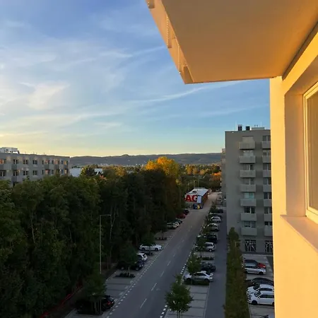 Contemporary Airport Retreat * Братислава